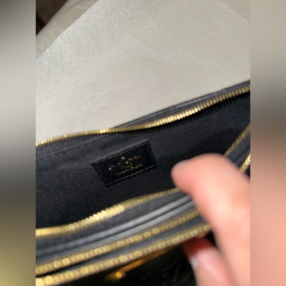 Louis Vuitton Pochette Liv M83301 - Picture 15 of 15